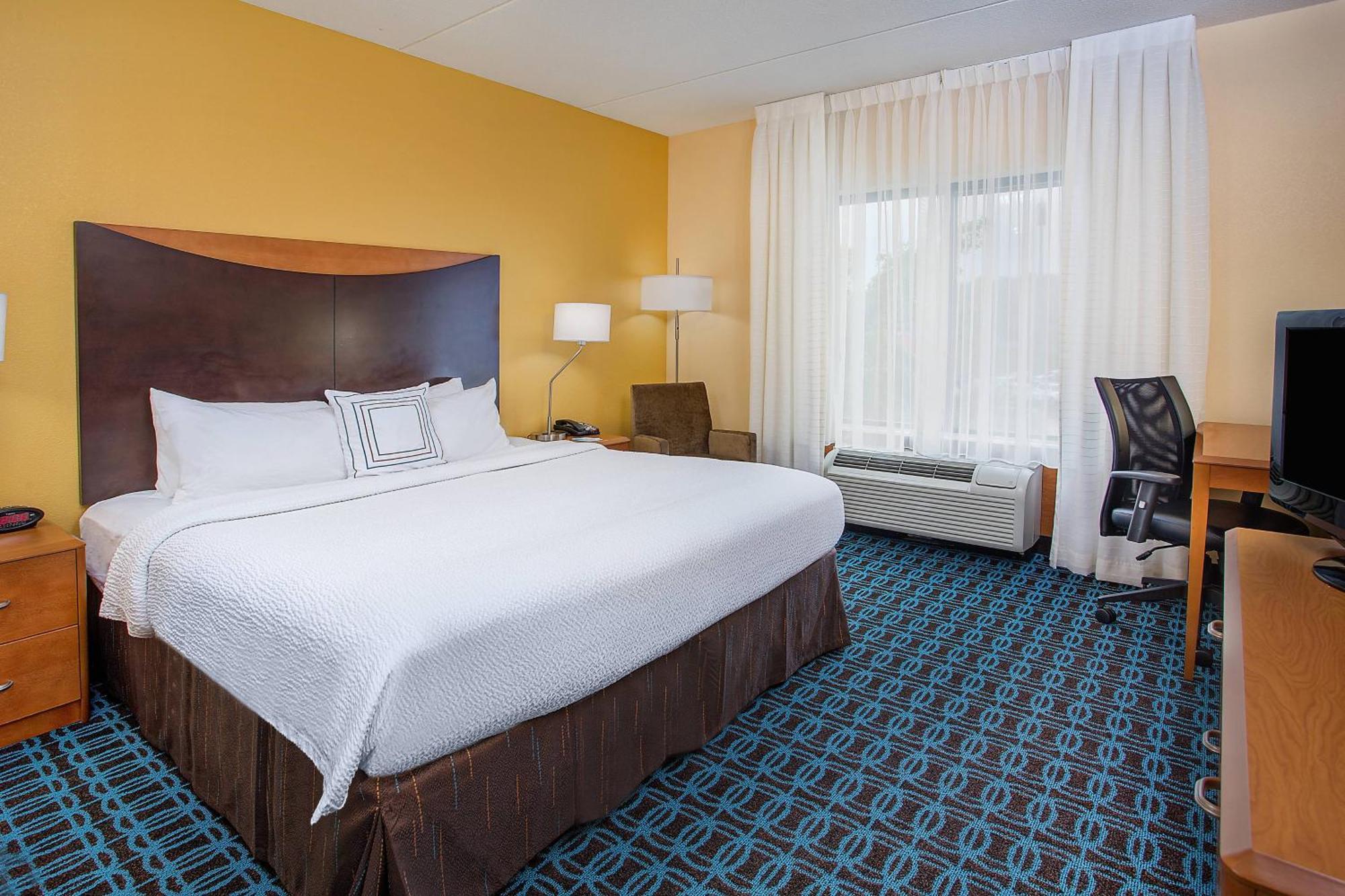 Fairfield Inn & Suites Кодак Екстериор снимка
