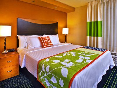 Fairfield Inn & Suites Кодак Екстериор снимка